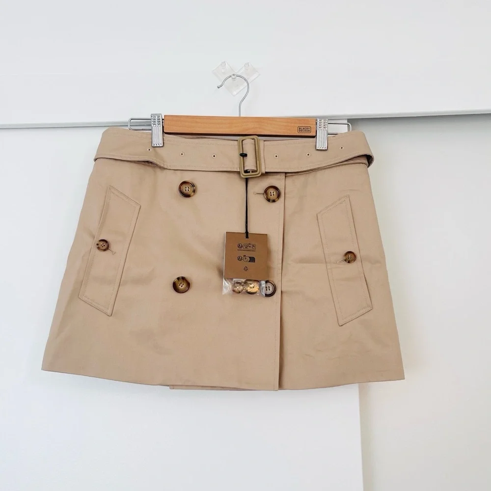 NWT Burberry Gabardine Trench Cotton Mini Skirt Size US 8 - Picture 2 of 9